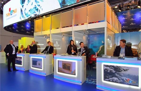 WTM 2011_stand HTZ-a(6)