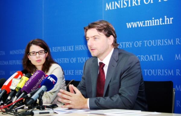 ministar turizma Darko Lorencin i direktorica HTZ-a Meri Matesic