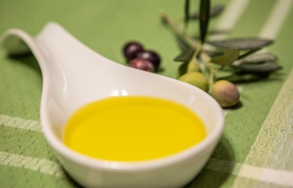 Olive oil, Julien Duval