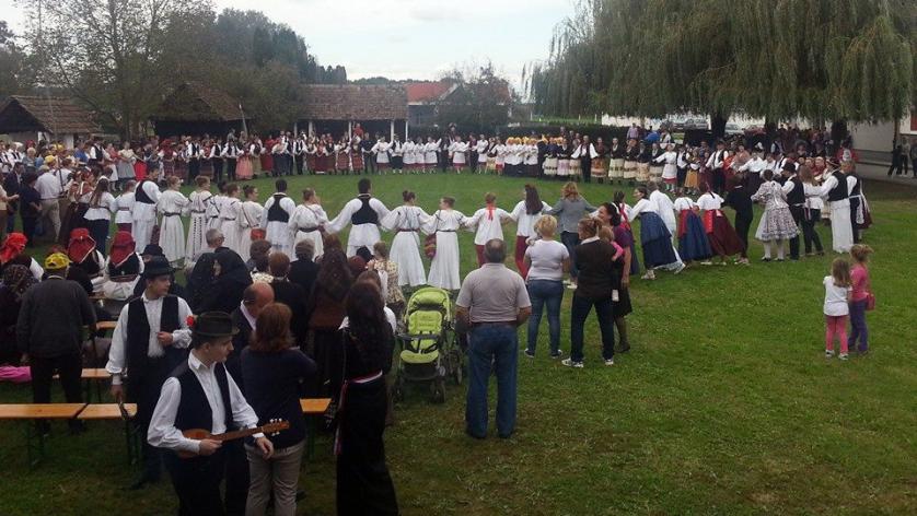 Sustav turističkih zajednica Izimača