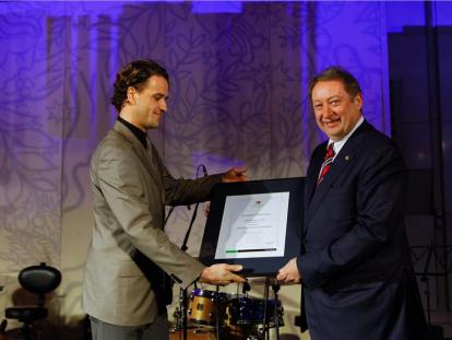 Conventa_primanje nagrade Hall of Fame_Nik Racic