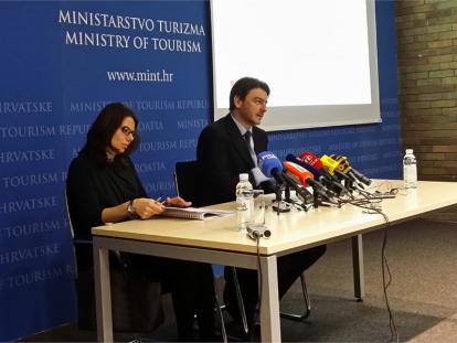 20140110_ministar Lorencin i direktorica Matesic