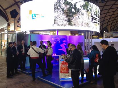 HTZ stand Holiday World