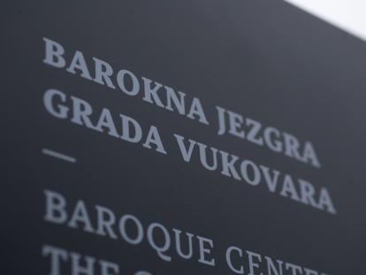 Turistička signalizacija barokne jezgre Vukovara