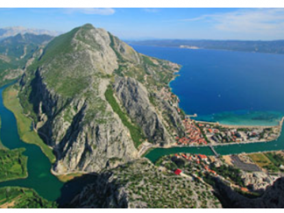 Projekt izgradnje omiške luke