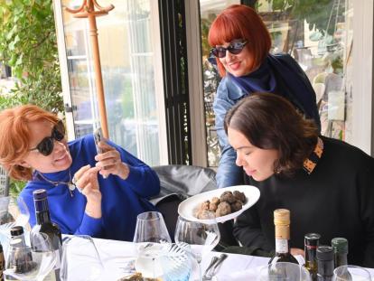 Rino Gropuzzo Leonor Espinosa i Laura Hernandez Espinosa u Opatiji