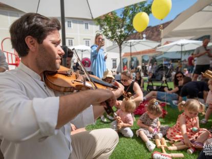 Festival varaždinskih dvorišta  Festival varaždinskih dvorišta