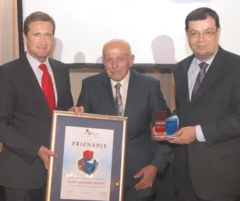 Hrvatska turistička nagrada za životno djelo te Godišnja turistička nagrada Anton Štifanić 2009.