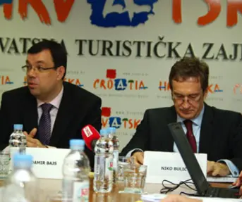 101105-htztv2w