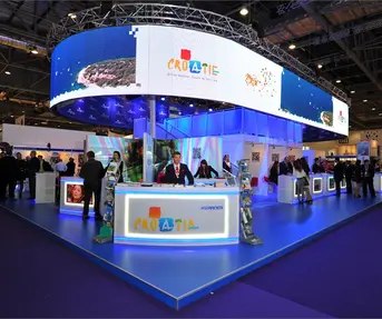 WTM 2011_ stand HTZ-a(18)