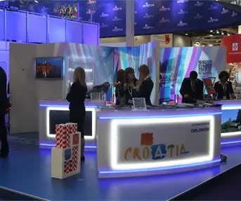 WTM 2011_stand HTZ-a(3)