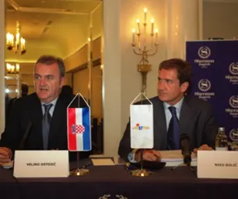 Veljko Ostojic i Niko Bulic na sjednici Sabora HTZa