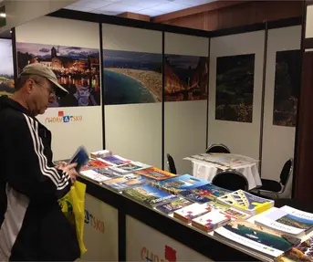 stand HTZ-a