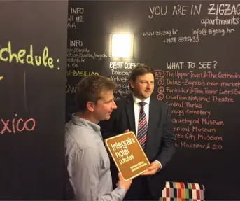 ZIGZAG