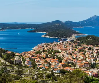 Pogled na Mali Lošinj i Osorčicu