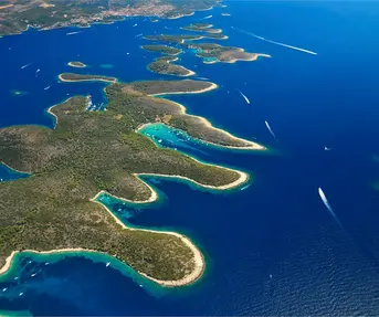 pakleni-otoci-optimizirano-za-tisak-ivo-pervan