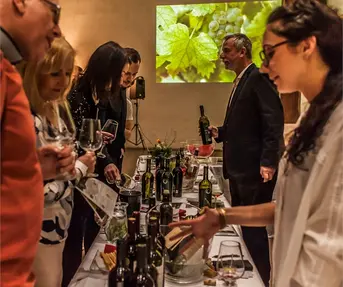 CROWINE FOOD FEST PRAGUE