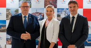 Poljska